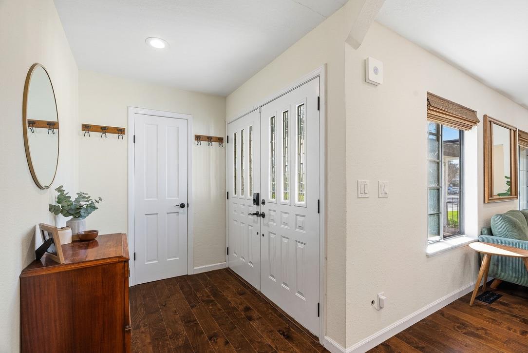 Detail Gallery Image 10 of 49 For 1850 Highland Dr, Hollister,  CA 95023 - 4 Beds | 3 Baths