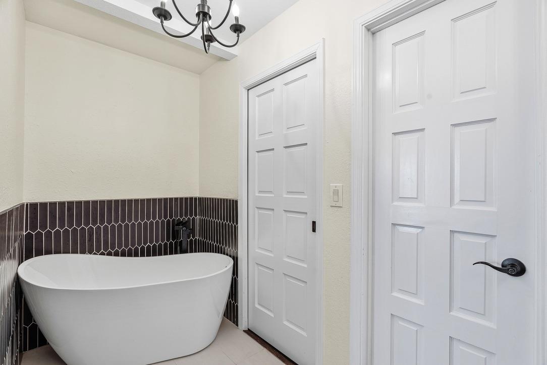 Detail Gallery Image 25 of 49 For 1850 Highland Dr, Hollister,  CA 95023 - 4 Beds | 3 Baths