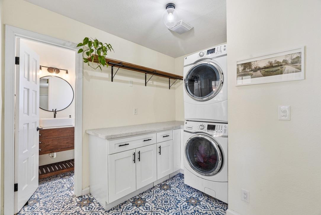 Detail Gallery Image 29 of 49 For 1850 Highland Dr, Hollister,  CA 95023 - 4 Beds | 3 Baths