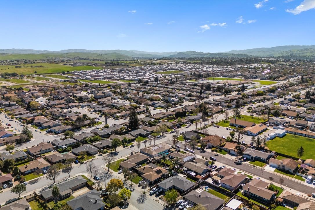 Detail Gallery Image 47 of 49 For 1850 Highland Dr, Hollister,  CA 95023 - 4 Beds | 3 Baths