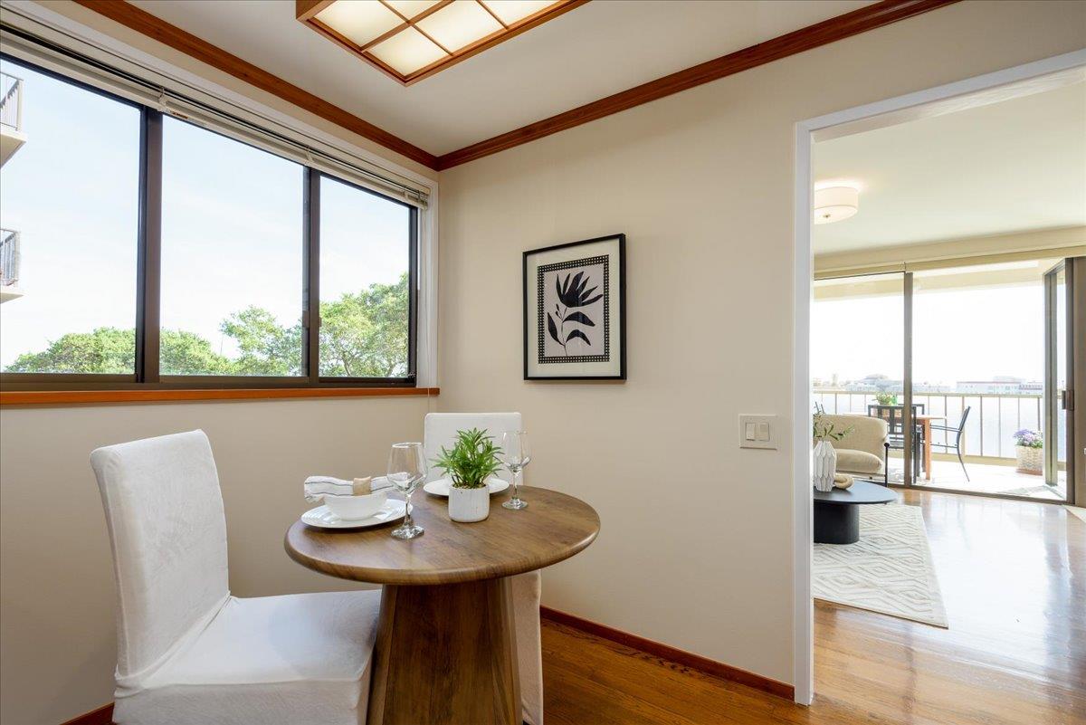 Detail Gallery Image 11 of 30 For 50 Mounds Rd #107,  San Mateo,  CA 94402 - 2 Beds | 2 Baths