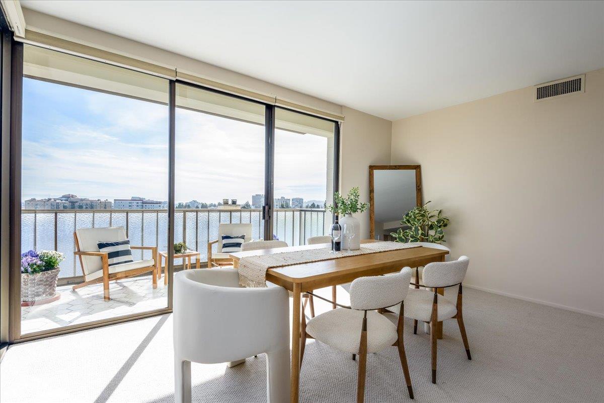 Detail Gallery Image 12 of 30 For 50 Mounds Rd #107,  San Mateo,  CA 94402 - 2 Beds | 2 Baths