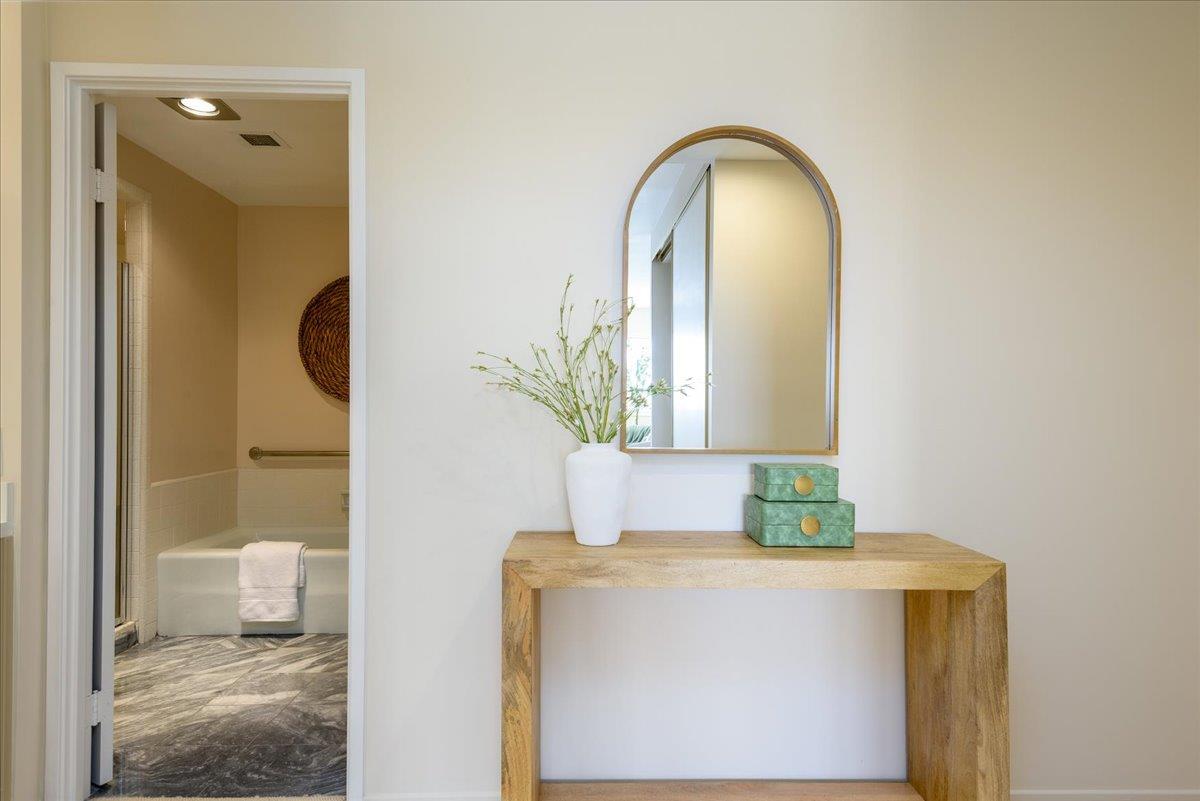 Detail Gallery Image 20 of 30 For 50 Mounds Rd #107,  San Mateo,  CA 94402 - 2 Beds | 2 Baths