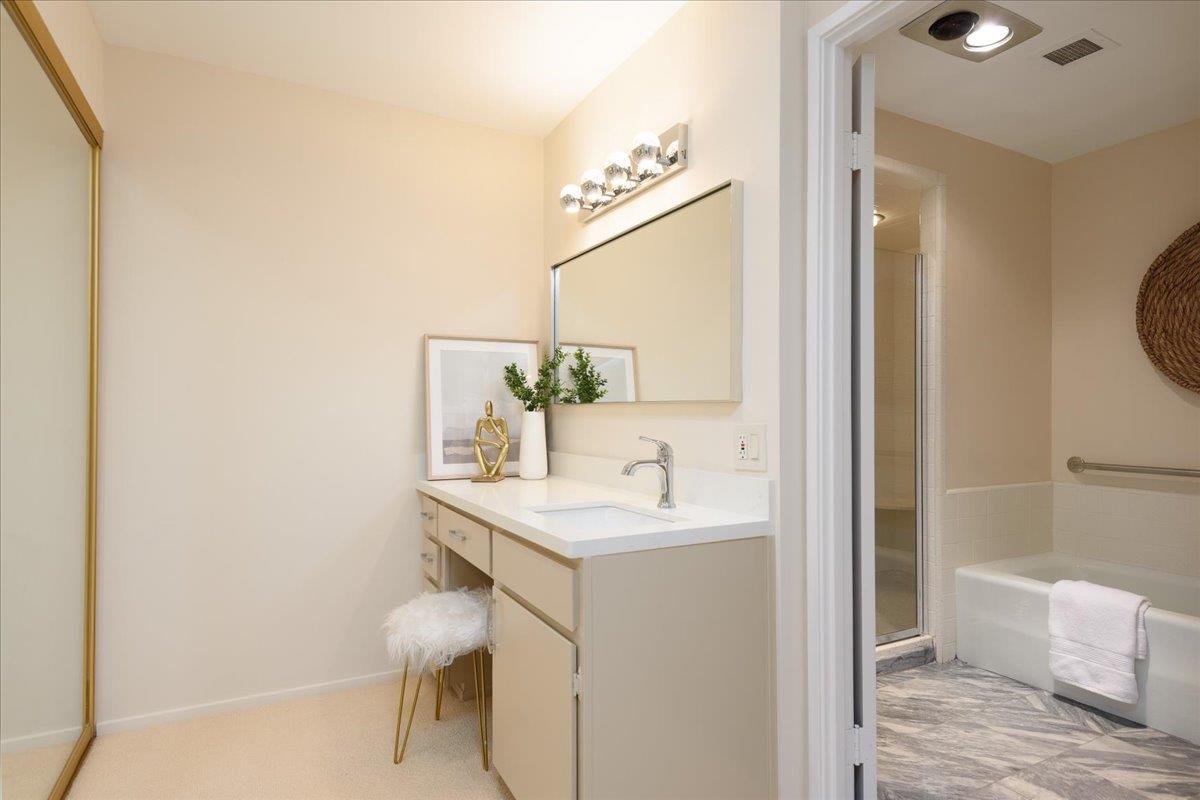 Detail Gallery Image 21 of 30 For 50 Mounds Rd #107,  San Mateo,  CA 94402 - 2 Beds | 2 Baths