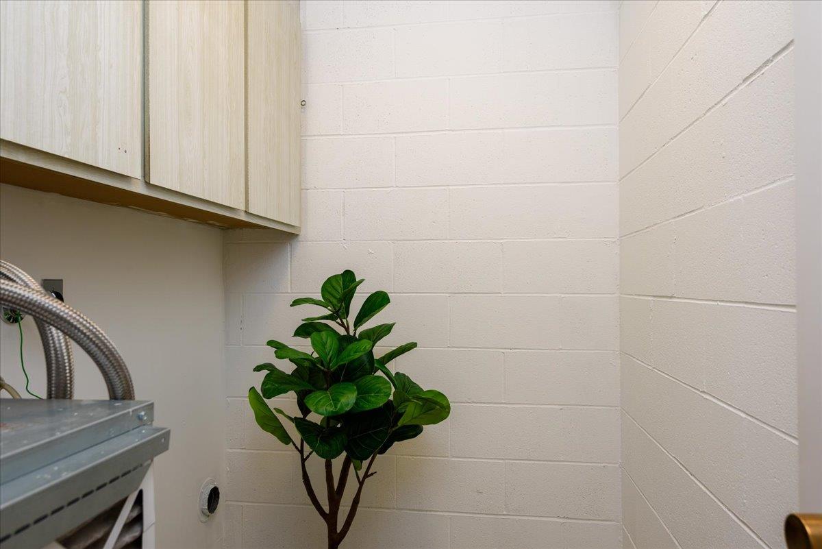 Detail Gallery Image 24 of 30 For 50 Mounds Rd #107,  San Mateo,  CA 94402 - 2 Beds | 2 Baths