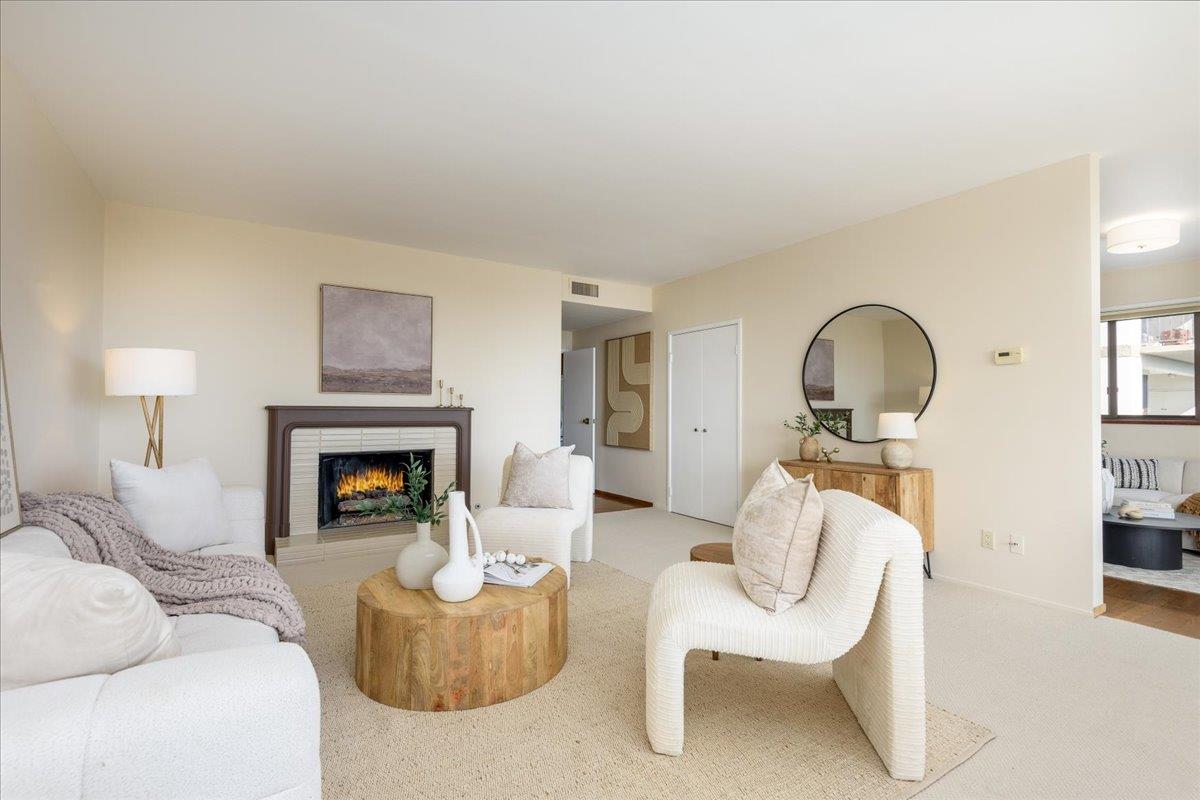 Detail Gallery Image 6 of 30 For 50 Mounds Rd #107,  San Mateo,  CA 94402 - 2 Beds | 2 Baths