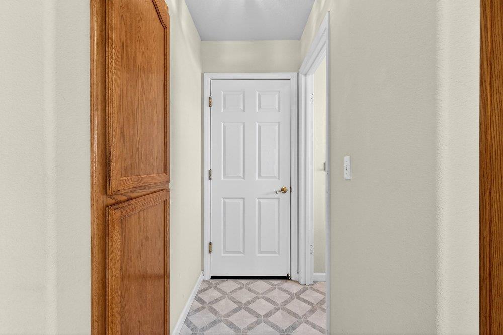 Detail Gallery Image 30 of 50 For 1490 Hilltop Rd, Hollister,  CA 95023 - 4 Beds | 2 Baths