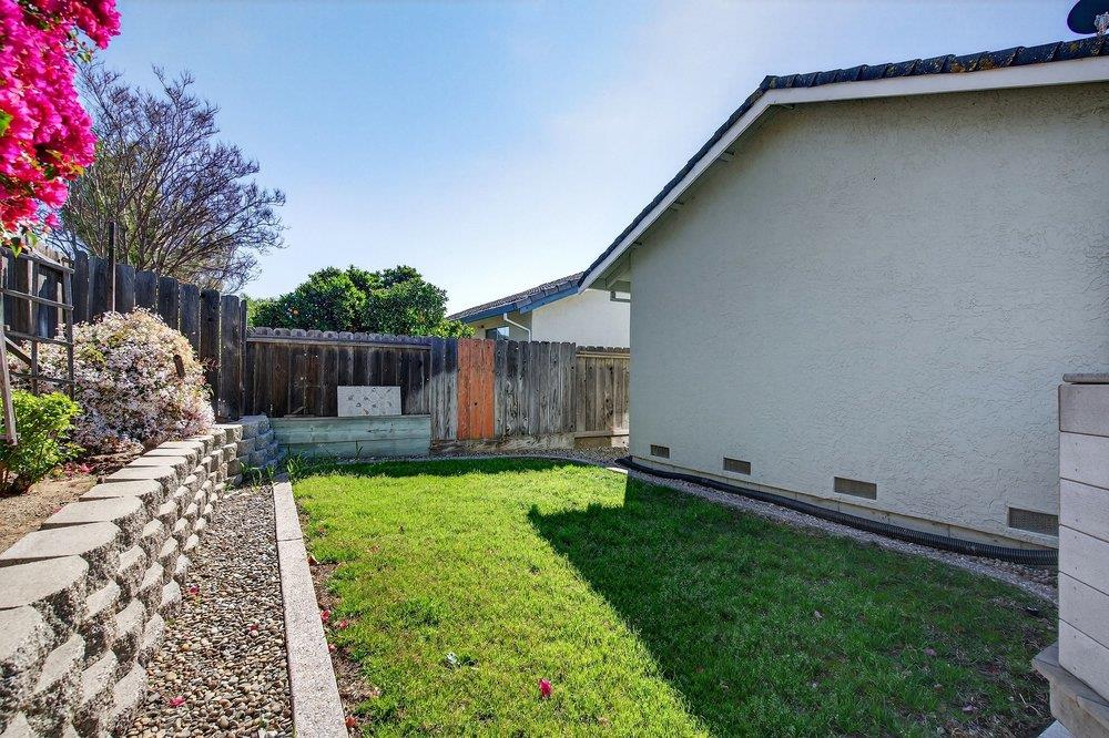 Detail Gallery Image 38 of 50 For 1490 Hilltop Rd, Hollister,  CA 95023 - 4 Beds | 2 Baths