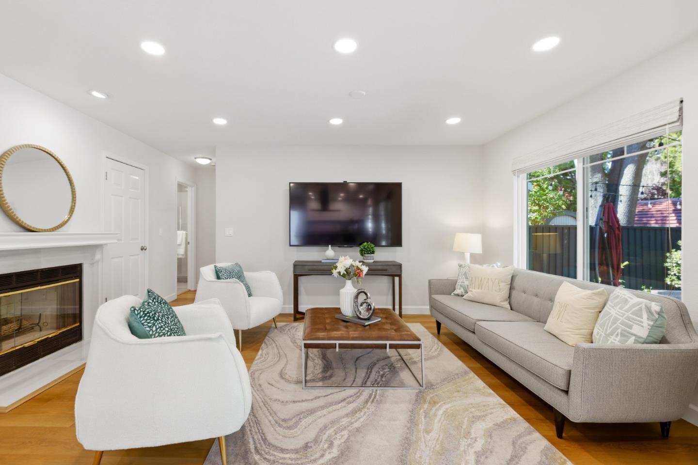 Detail Gallery Image 10 of 62 For 800 Fountain Park Ln, Mountain View,  CA 94043 - 4 Beds | 3 Baths