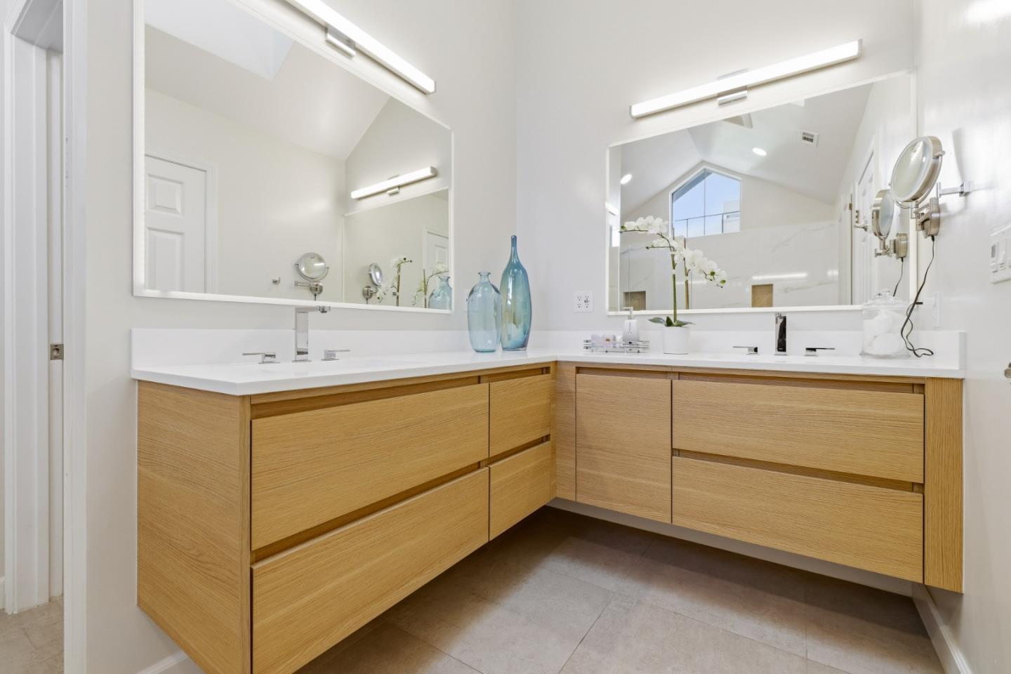 Detail Gallery Image 37 of 62 For 800 Fountain Park Ln, Mountain View,  CA 94043 - 4 Beds | 3 Baths