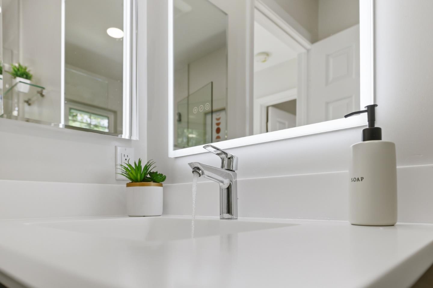 Detail Gallery Image 41 of 62 For 800 Fountain Park Ln, Mountain View,  CA 94043 - 4 Beds | 3 Baths