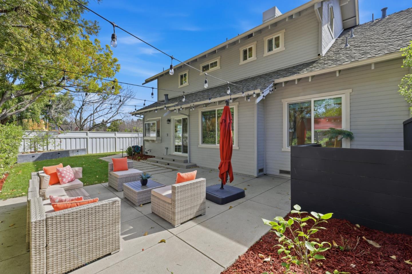 Detail Gallery Image 49 of 62 For 800 Fountain Park Ln, Mountain View,  CA 94043 - 4 Beds | 3 Baths