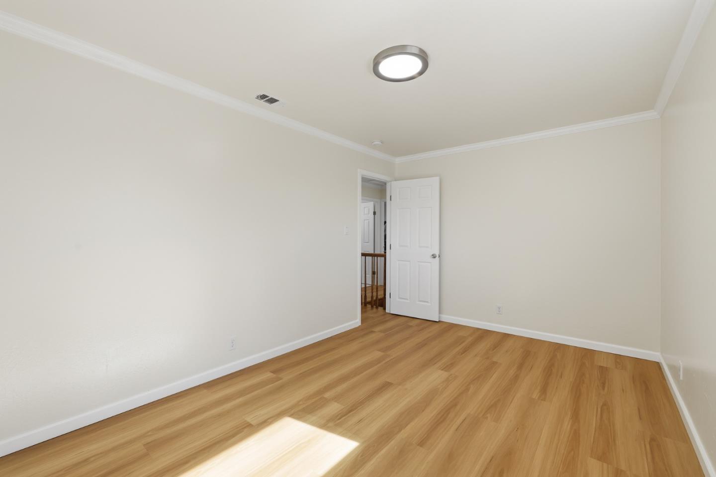 Detail Gallery Image 23 of 32 For 3139 Laneview Dr, San Jose,  CA 95132 - 5 Beds | 3 Baths