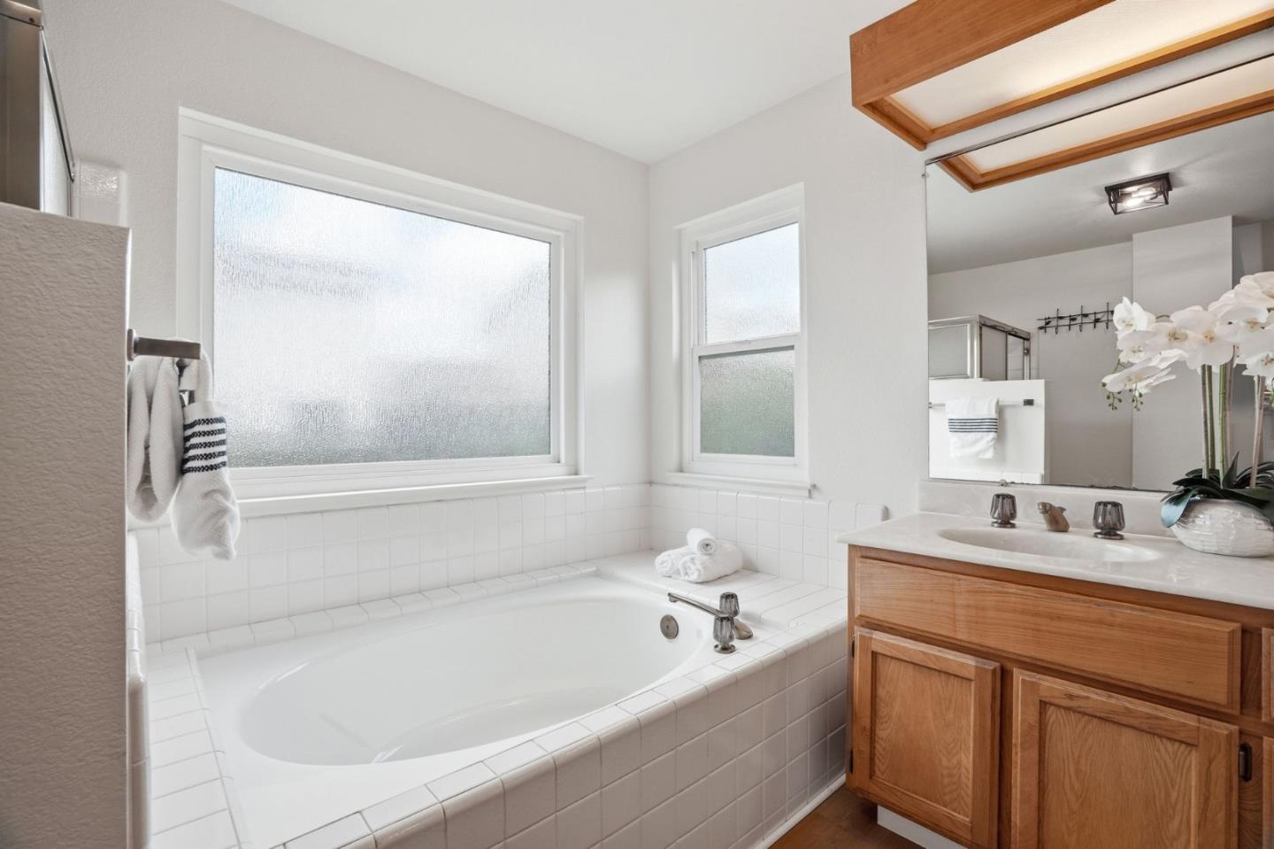 Detail Gallery Image 41 of 71 For 3611 Groesbeck Hill Dr, San Jose,  CA 95148 - 4 Beds | 3 Baths