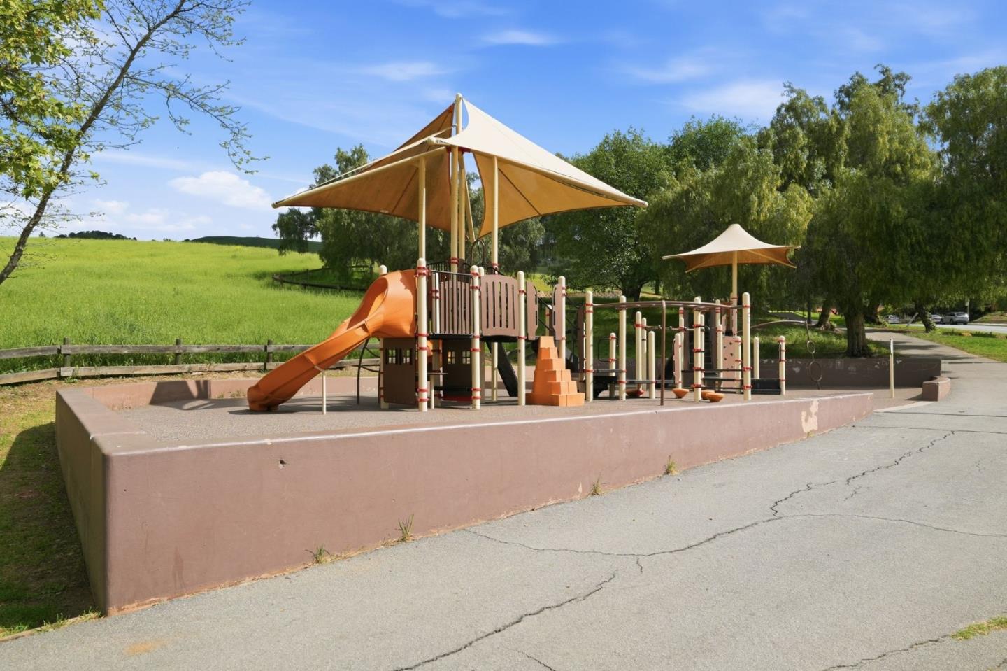 Detail Gallery Image 65 of 71 For 3611 Groesbeck Hill Dr, San Jose,  CA 95148 - 4 Beds | 3 Baths