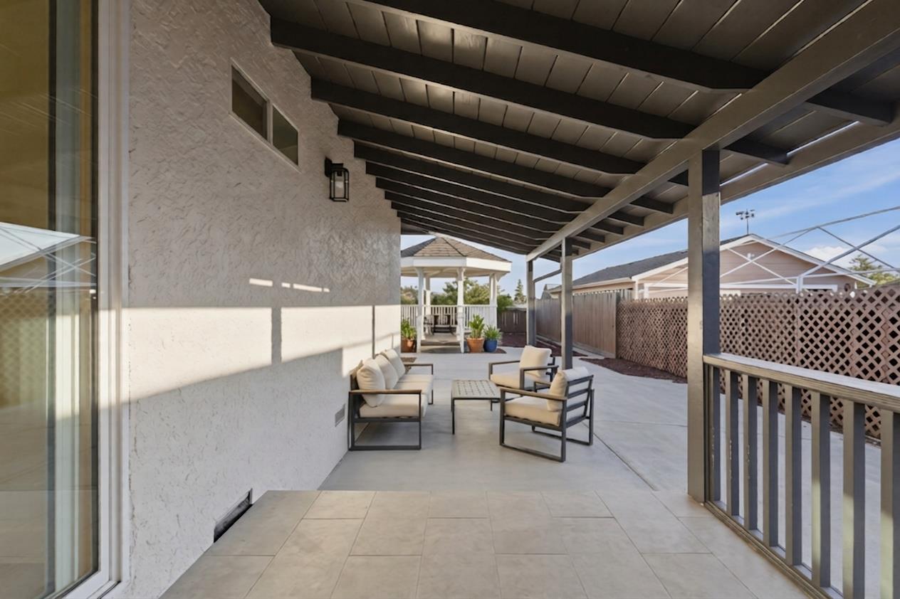 Detail Gallery Image 24 of 40 For 236 S Claremont Ave, San Jose,  CA 95127 - 3 Beds | 2 Baths