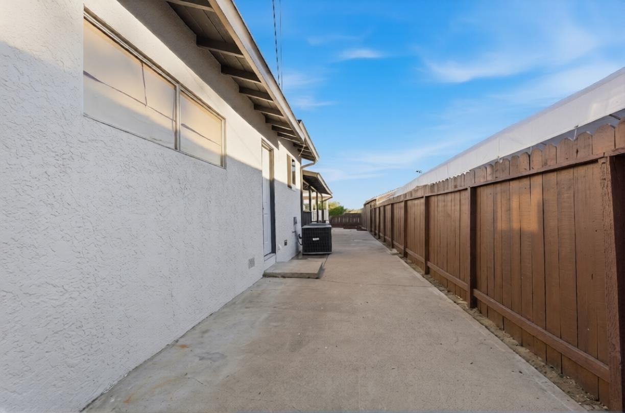 Detail Gallery Image 26 of 40 For 236 S Claremont Ave, San Jose,  CA 95127 - 3 Beds | 2 Baths