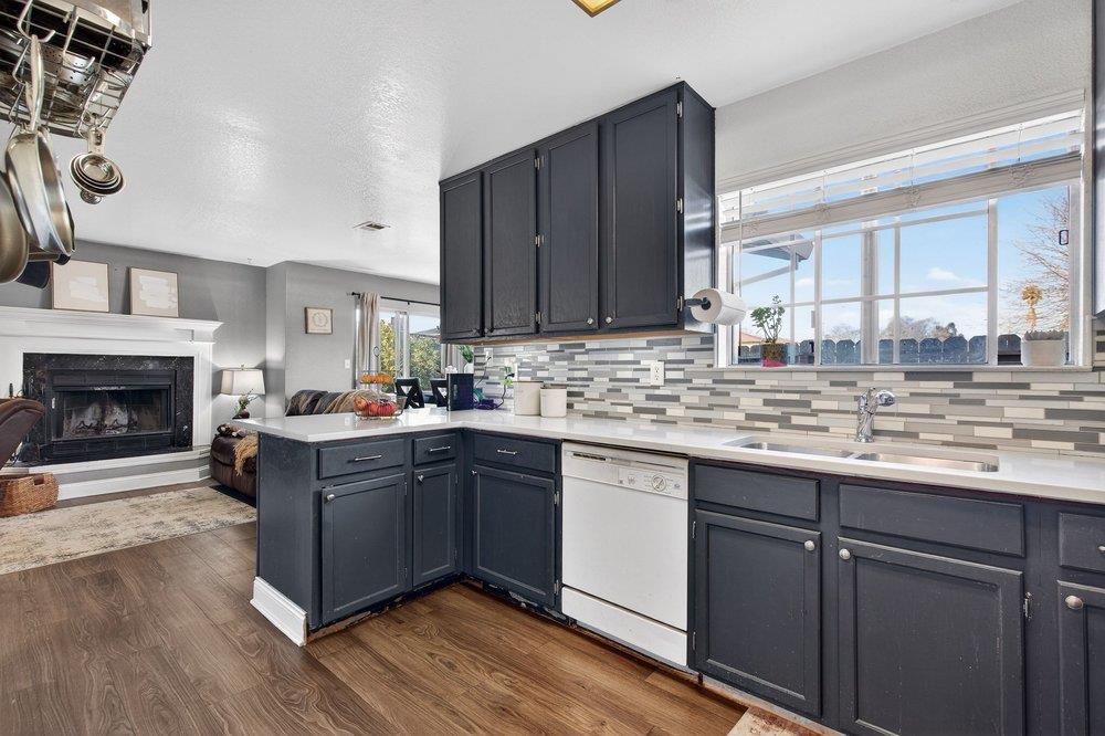 Detail Gallery Image 10 of 35 For 1459 Squire Ct, Hollister,  CA 95023 - 3 Beds | 2 Baths