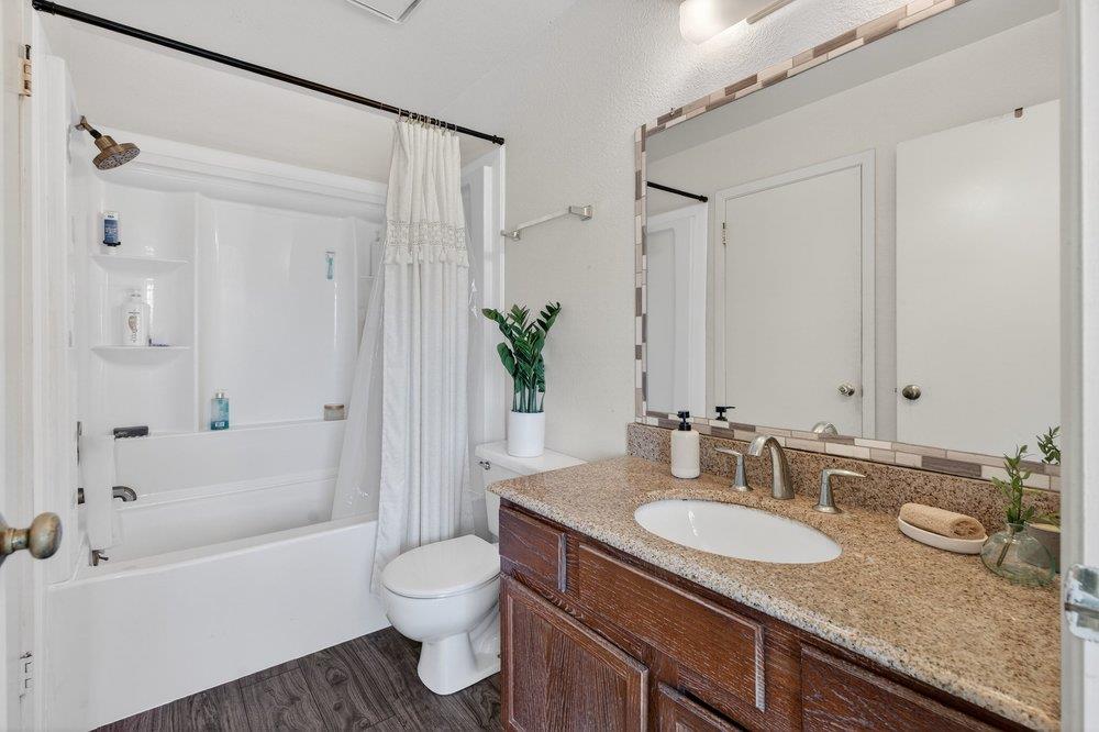 Detail Gallery Image 28 of 35 For 1459 Squire Ct, Hollister,  CA 95023 - 3 Beds | 2 Baths
