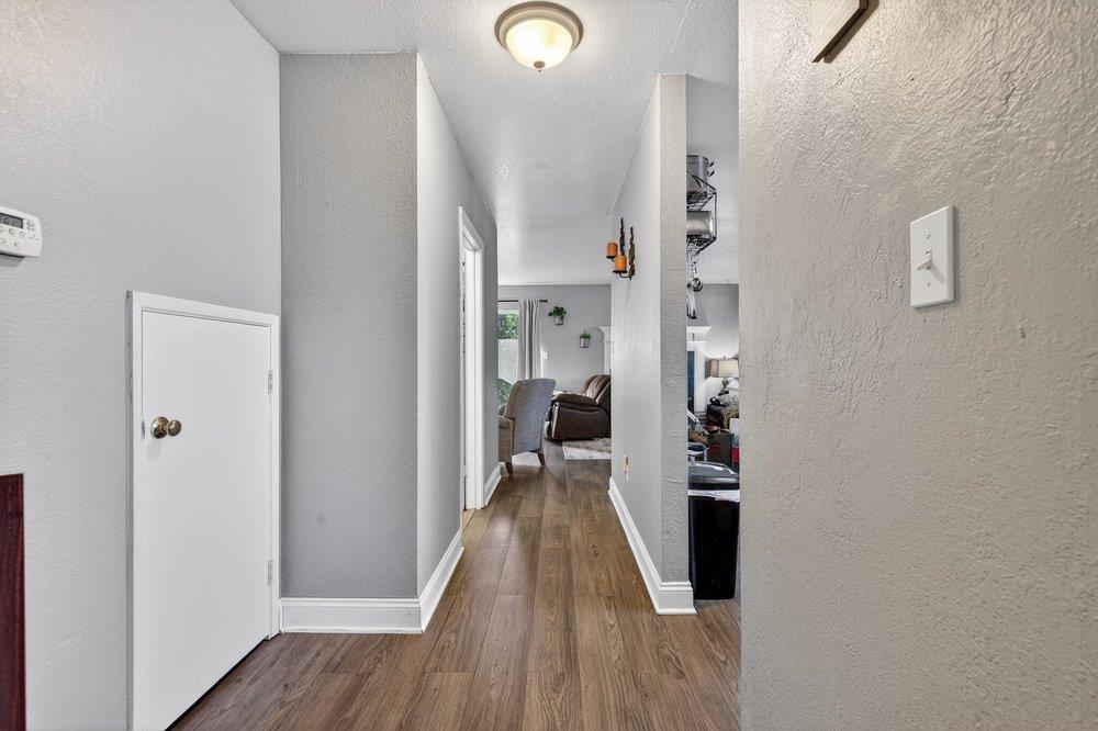 Detail Gallery Image 6 of 35 For 1459 Squire Ct, Hollister,  CA 95023 - 3 Beds | 2 Baths