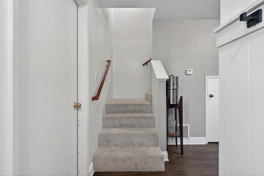 Detail Gallery Image 7 of 35 For 1459 Squire Ct, Hollister,  CA 95023 - 3 Beds | 2 Baths