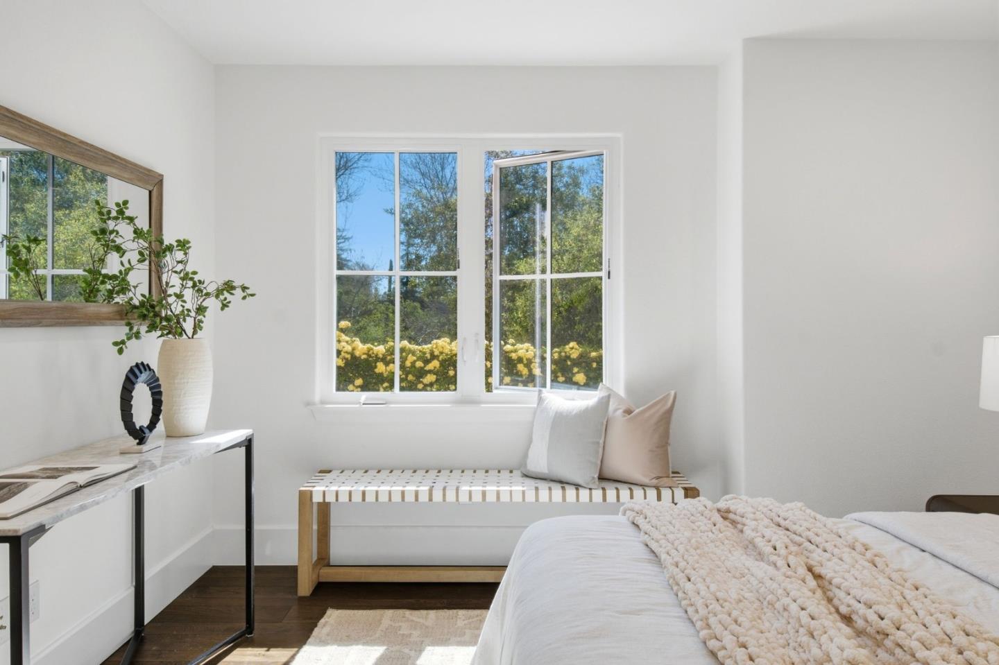 Detail Gallery Image 12 of 66 For 136 Lottie Ln, Campbell,  CA 95008 - 4 Beds | 3/1 Baths