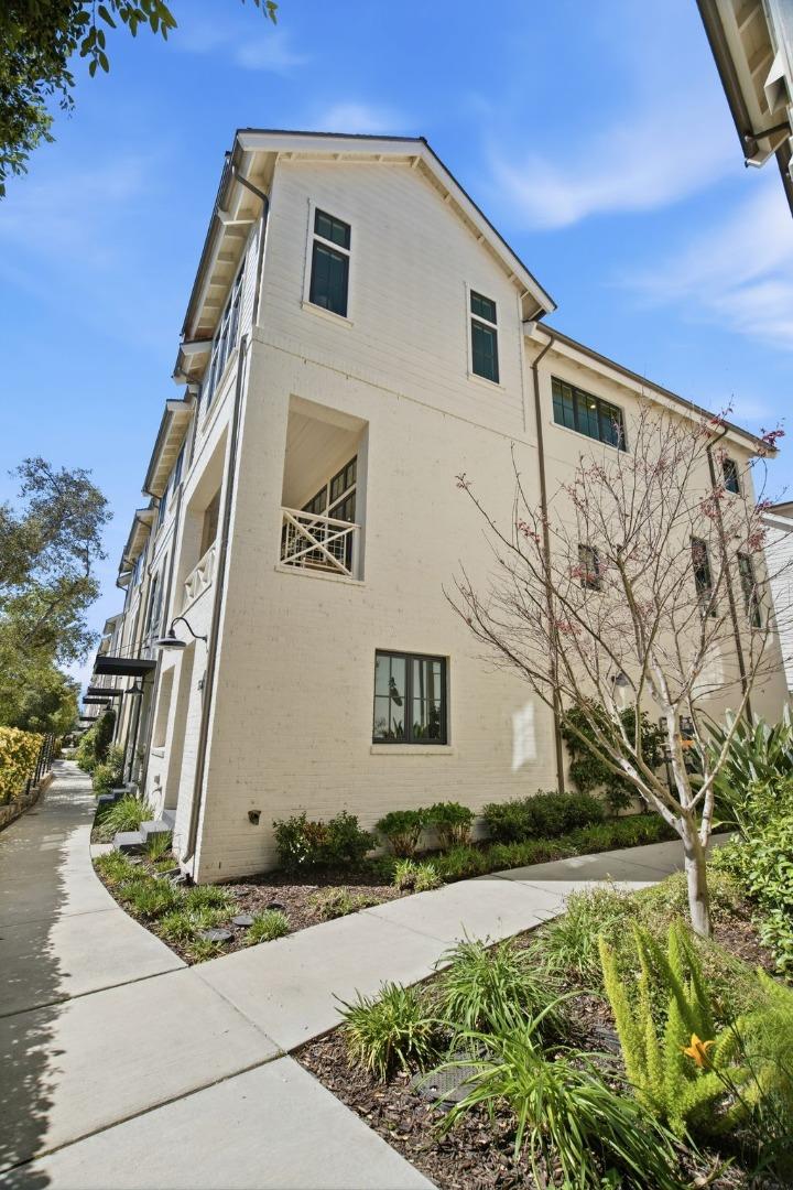 Detail Gallery Image 3 of 66 For 136 Lottie Ln, Campbell,  CA 95008 - 4 Beds | 3/1 Baths