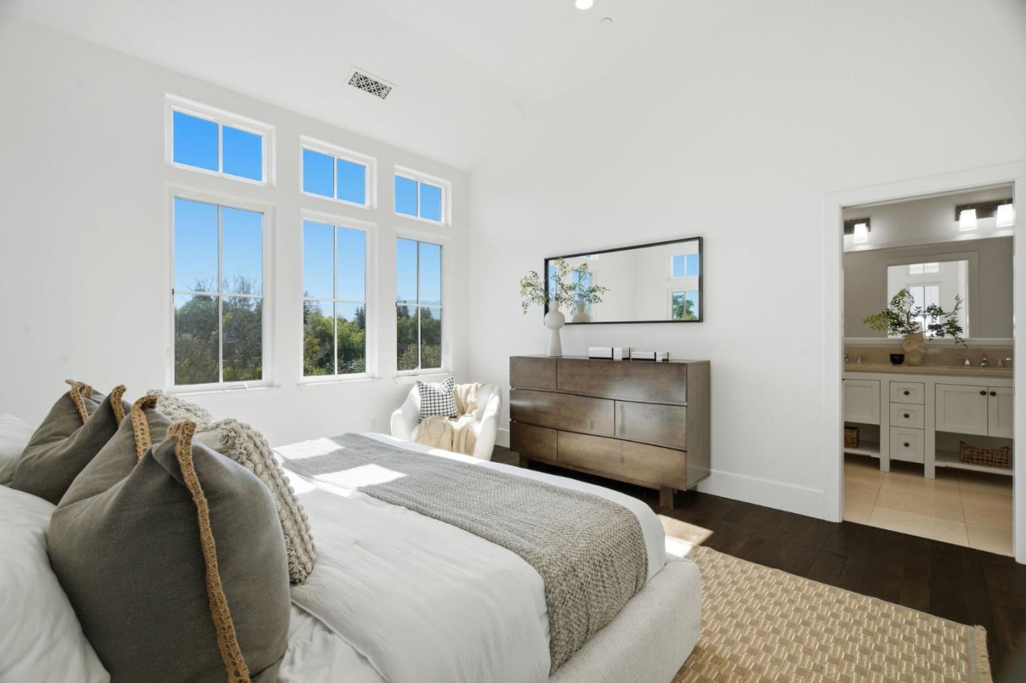 Detail Gallery Image 44 of 66 For 136 Lottie Ln, Campbell,  CA 95008 - 4 Beds | 3/1 Baths