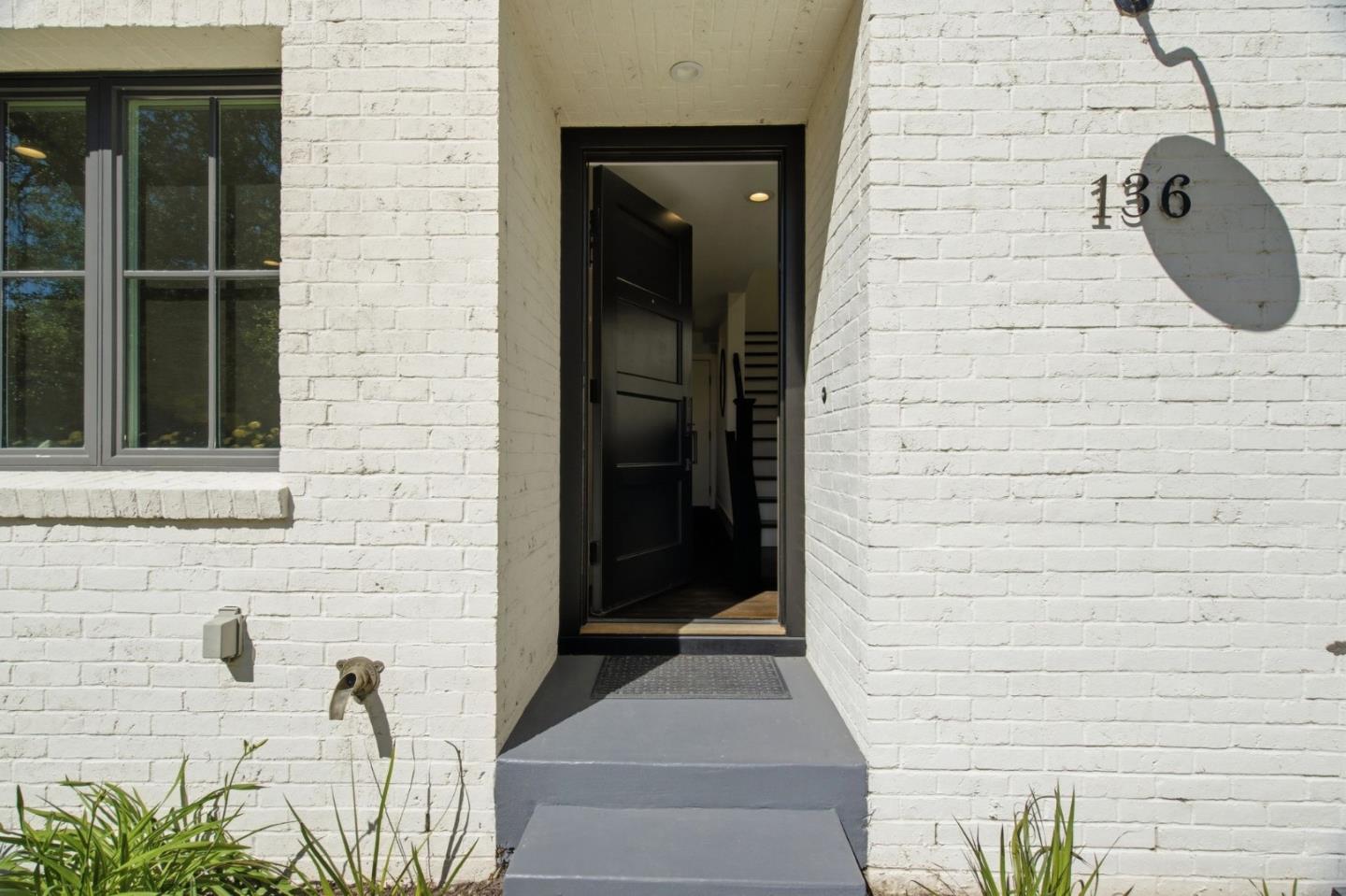 Detail Gallery Image 6 of 66 For 136 Lottie Ln, Campbell,  CA 95008 - 4 Beds | 3/1 Baths