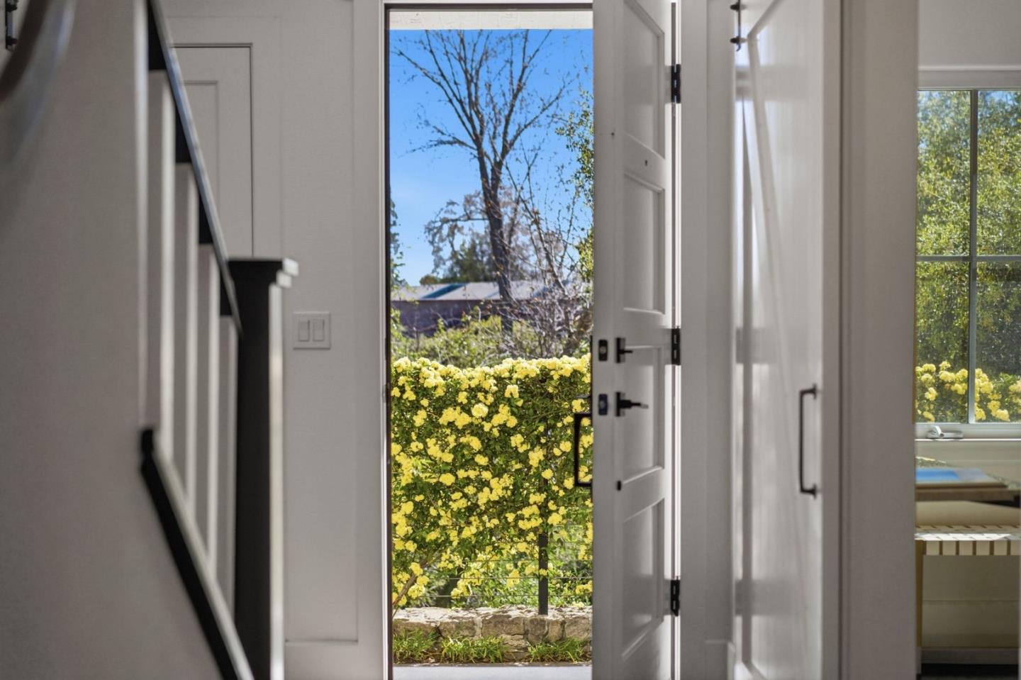 Detail Gallery Image 7 of 66 For 136 Lottie Ln, Campbell,  CA 95008 - 4 Beds | 3/1 Baths