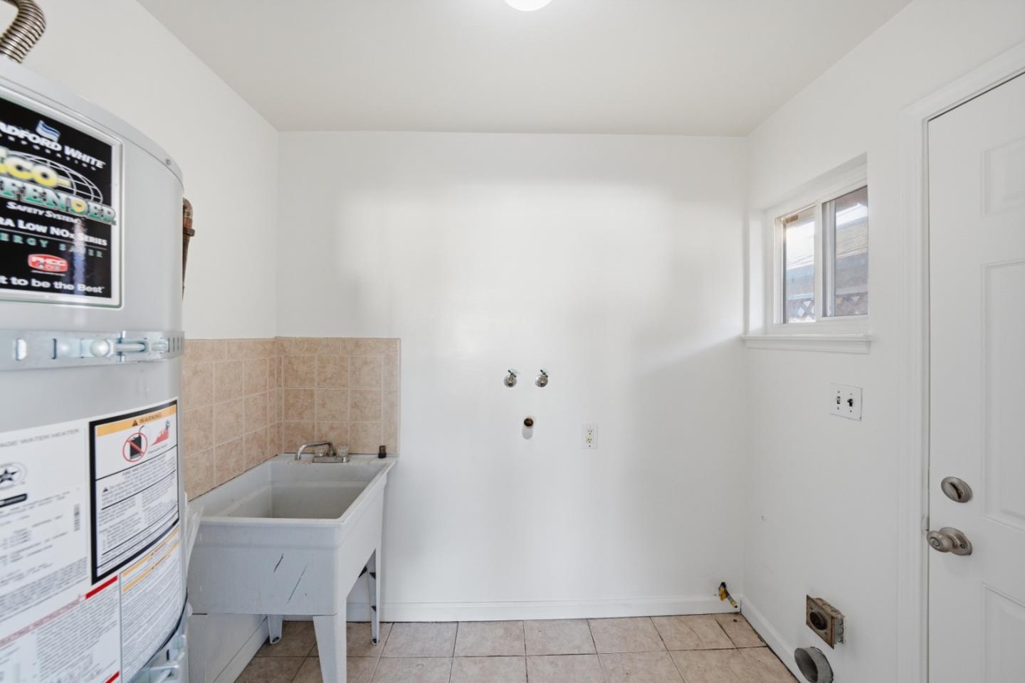 Detail Gallery Image 12 of 31 For 791 N 14th St, San Jose,  CA 95112 - – Beds | – Baths