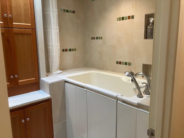 Detail Gallery Image 14 of 29 For 1342 Orchard Dr, Santa Cruz,  CA 95060 - 3 Beds | 2 Baths