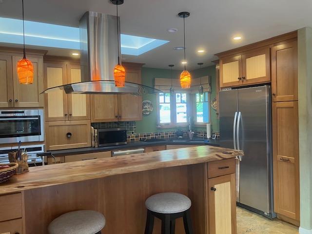 Detail Gallery Image 9 of 29 For 1342 Orchard Dr, Santa Cruz,  CA 95060 - 3 Beds | 2 Baths