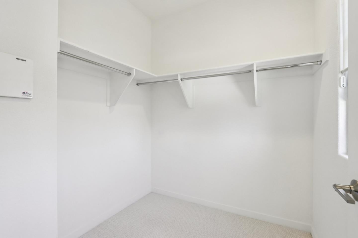 Detail Gallery Image 29 of 33 For 951 Arrowleaf Pl, San Jose,  CA 95131 - 4 Beds | 3/1 Baths