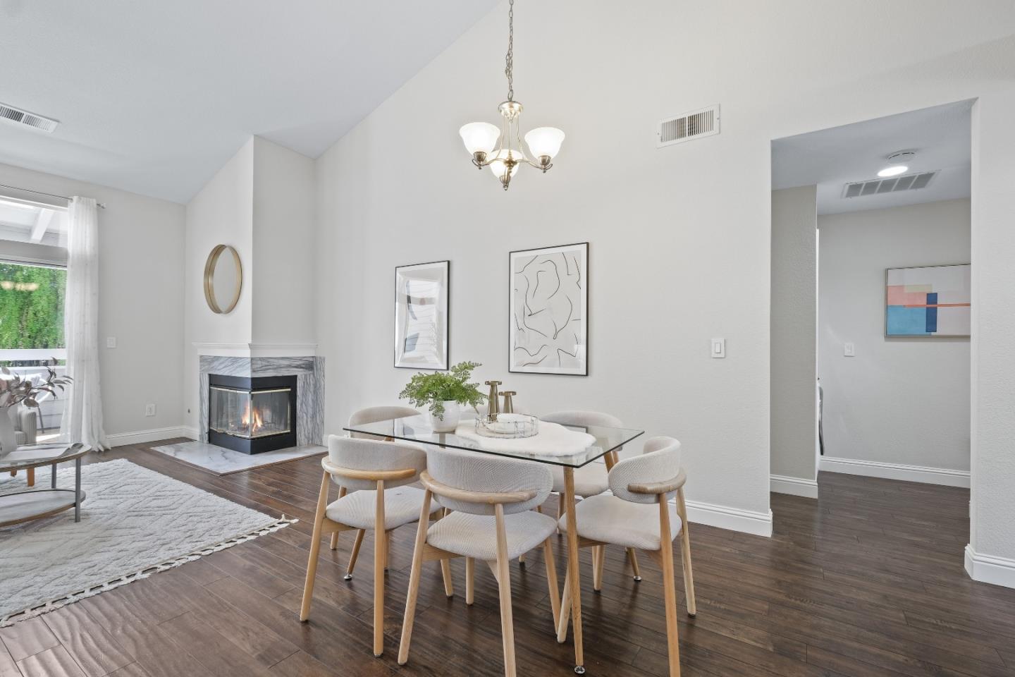 Detail Gallery Image 10 of 45 For 1735 Parkview Green Cir, San Jose,  CA 95131 - 2 Beds | 2 Baths