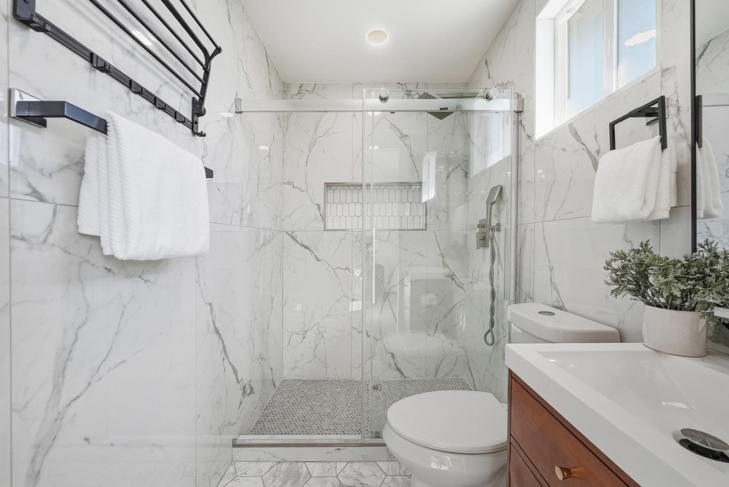 Detail Gallery Image 20 of 44 For 1658 Lodi Ave, San Mateo,  CA 94401 - 3 Beds | 2 Baths