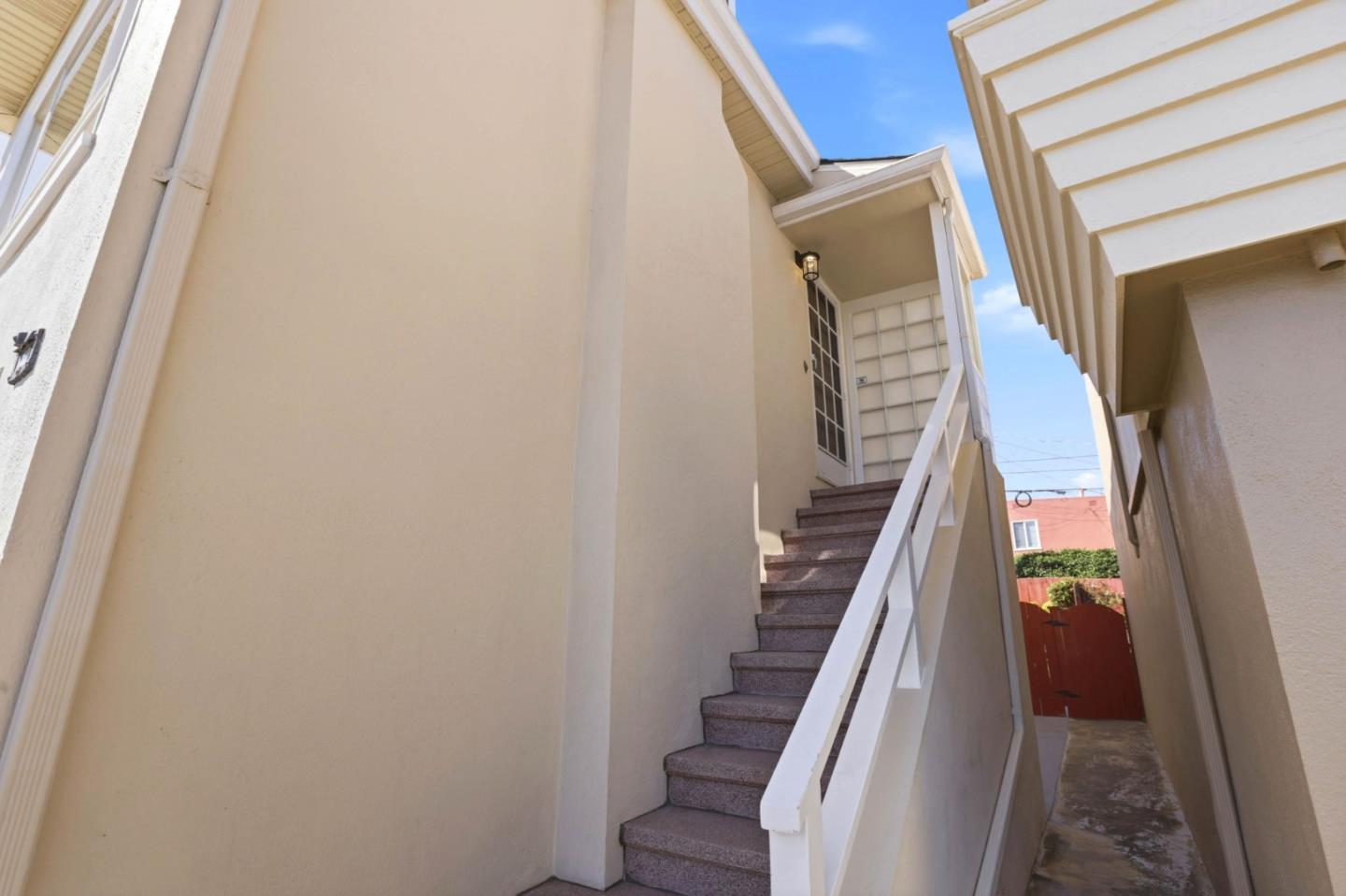 Detail Gallery Image 6 of 45 For 48 Park Manor Dr, Daly City,  CA 94015 - 2 Beds | 1 Baths