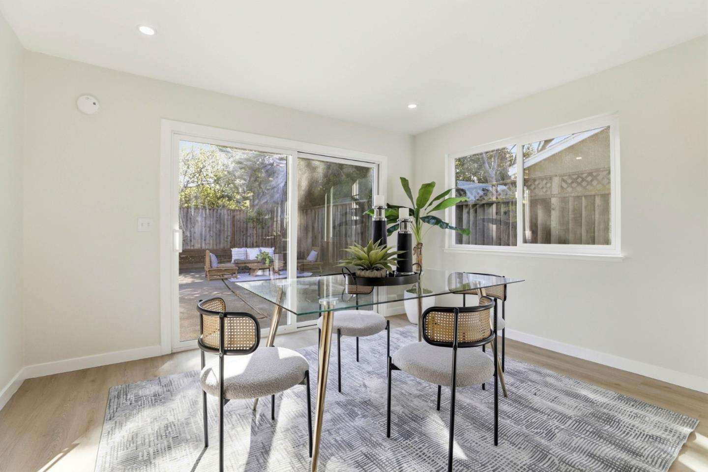 Detail Gallery Image 11 of 31 For 124 Biddleford Ct, San Jose,  CA 95139 - 4 Beds | 2 Baths