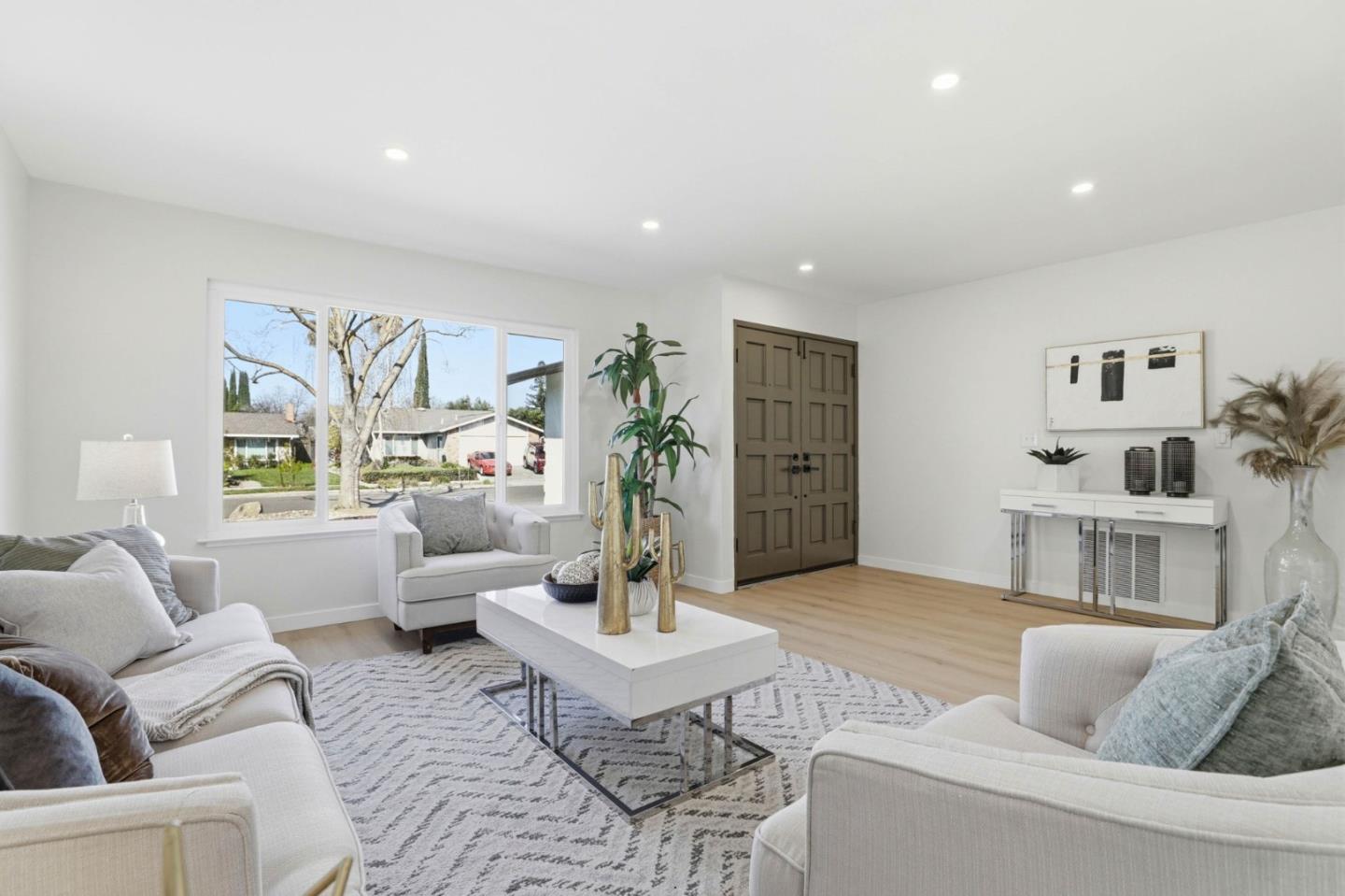 Detail Gallery Image 6 of 31 For 124 Biddleford Ct, San Jose,  CA 95139 - 4 Beds | 2 Baths