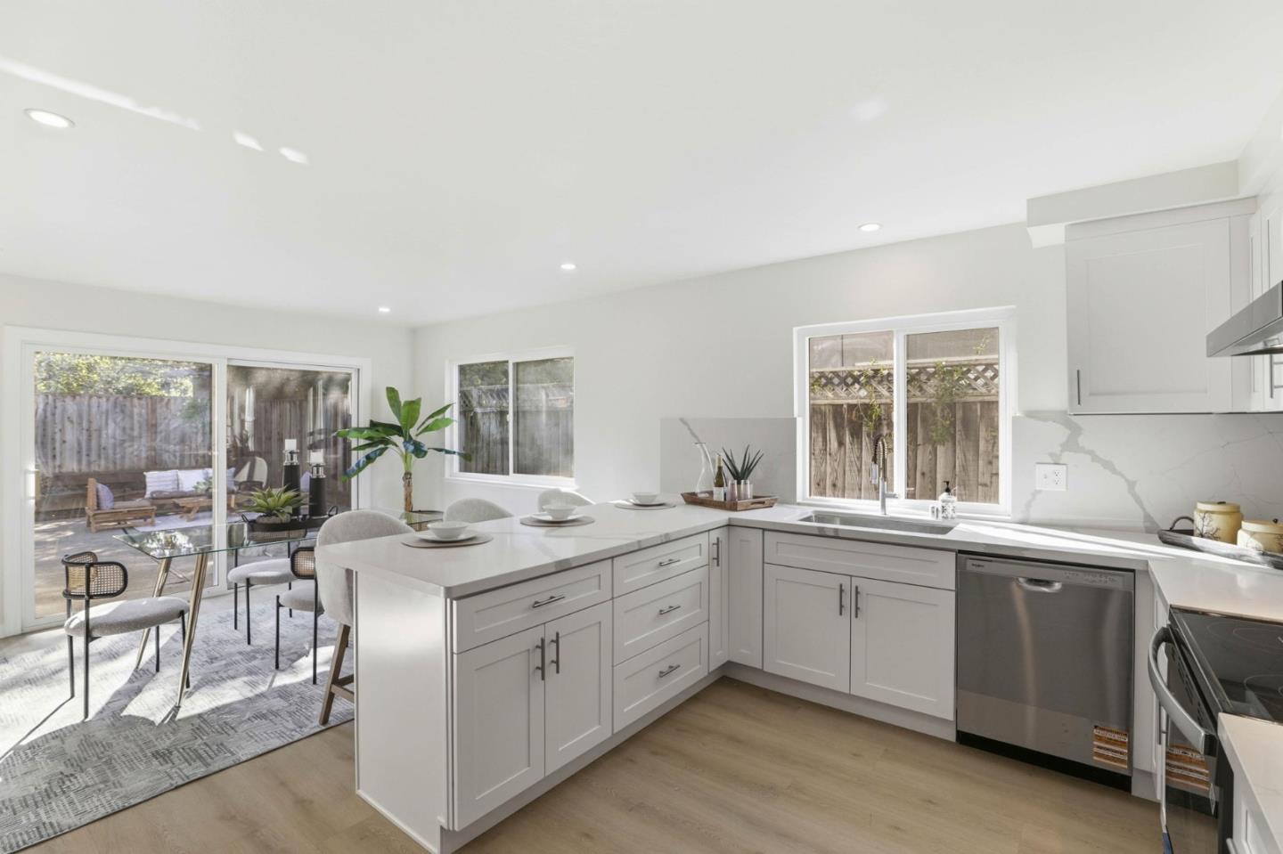 Detail Gallery Image 8 of 31 For 124 Biddleford Ct, San Jose,  CA 95139 - 4 Beds | 2 Baths