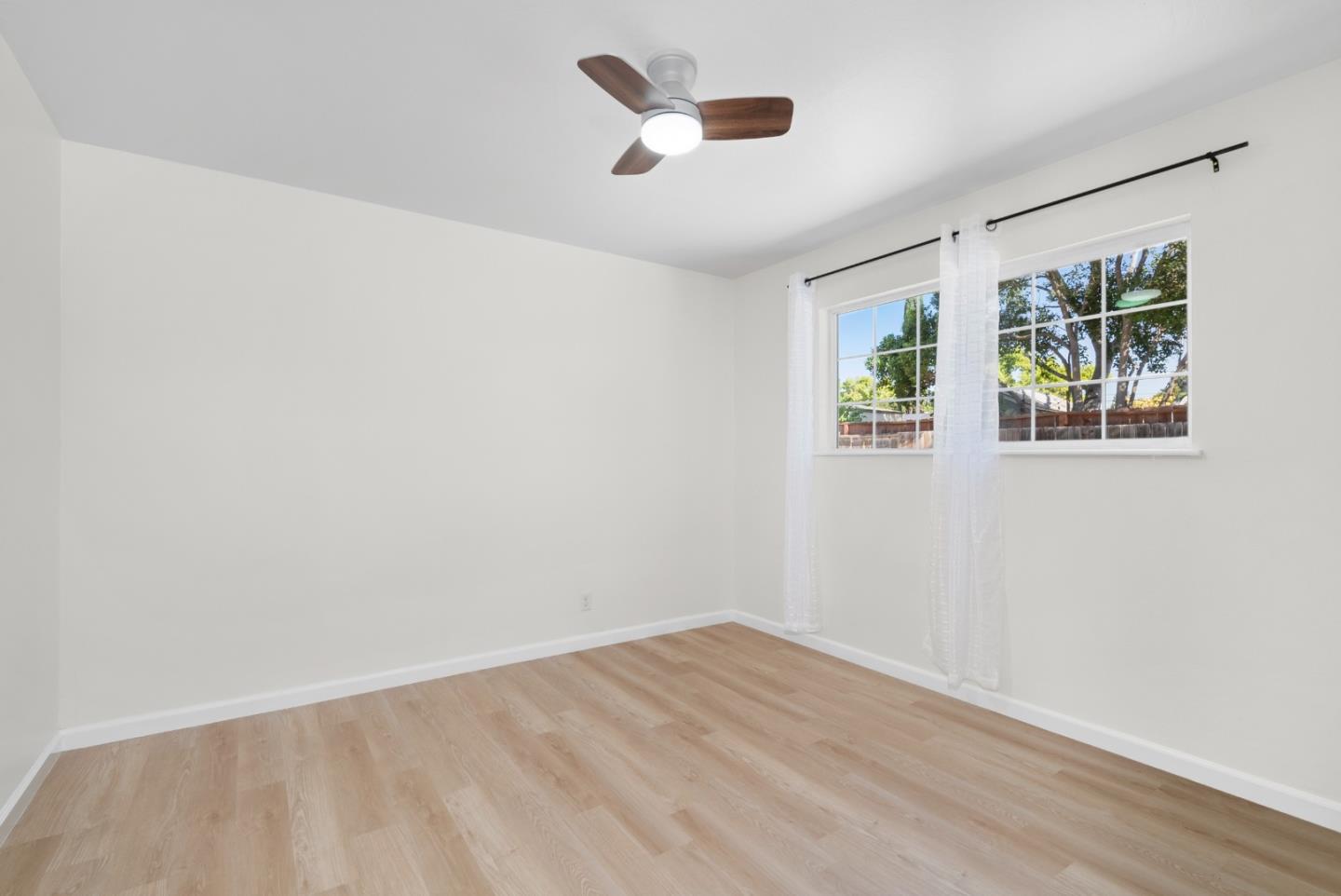 Detail Gallery Image 23 of 39 For 679 School St, Pittsburg,  CA 94565 - 3 Beds | 1 Baths