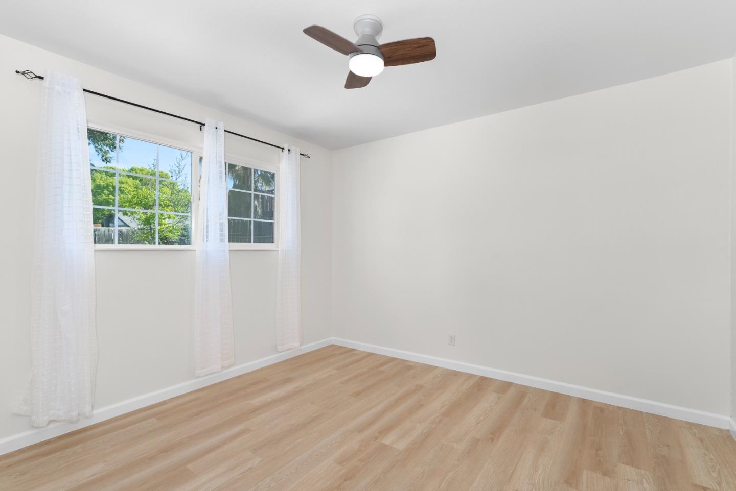 Detail Gallery Image 25 of 39 For 679 School St, Pittsburg,  CA 94565 - 3 Beds | 1 Baths