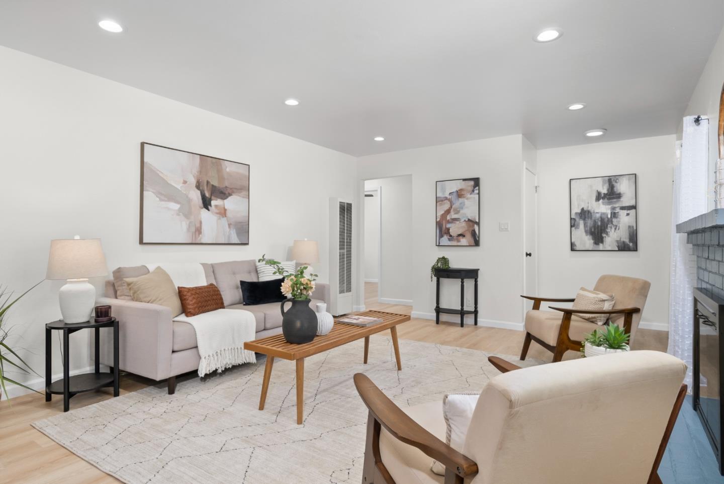 Detail Gallery Image 7 of 39 For 679 School St, Pittsburg,  CA 94565 - 3 Beds | 1 Baths