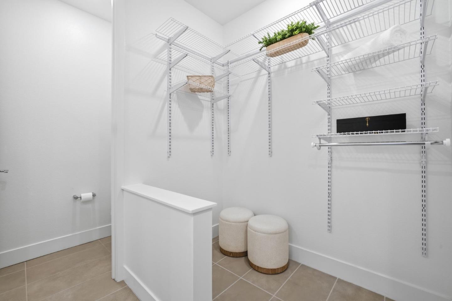 Detail Gallery Image 19 of 59 For 2235 Mora Pl, Mountain View,  CA 94040 - 3 Beds | 3/1 Baths