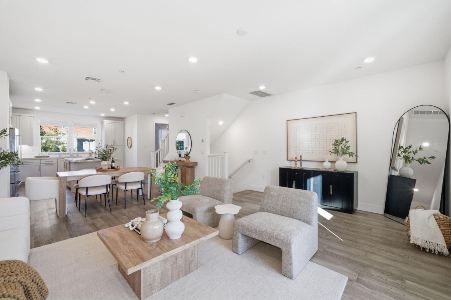 Detail Gallery Image 22 of 59 For 2235 Mora Pl, Mountain View,  CA 94040 - 3 Beds | 3/1 Baths