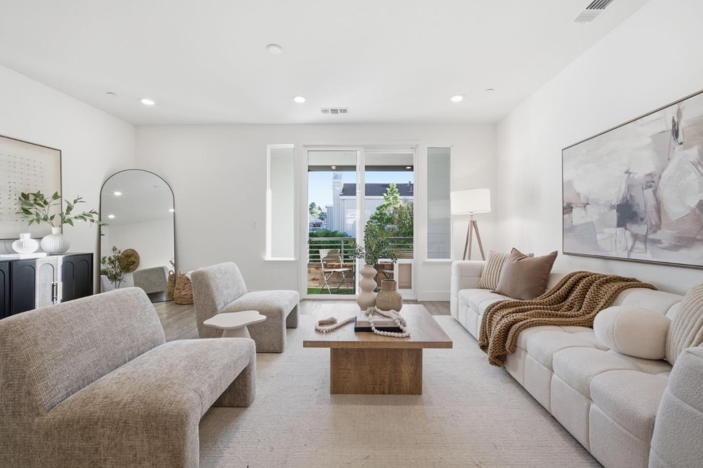 Detail Gallery Image 23 of 59 For 2235 Mora Pl, Mountain View,  CA 94040 - 3 Beds | 3/1 Baths