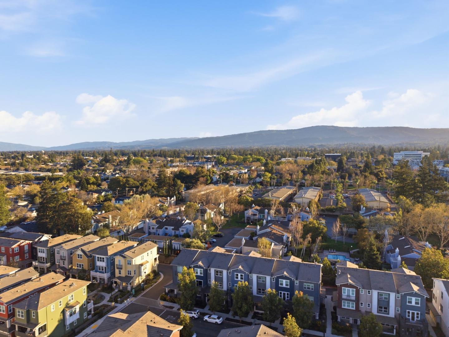 Detail Gallery Image 48 of 59 For 2235 Mora Pl, Mountain View,  CA 94040 - 3 Beds | 3/1 Baths
