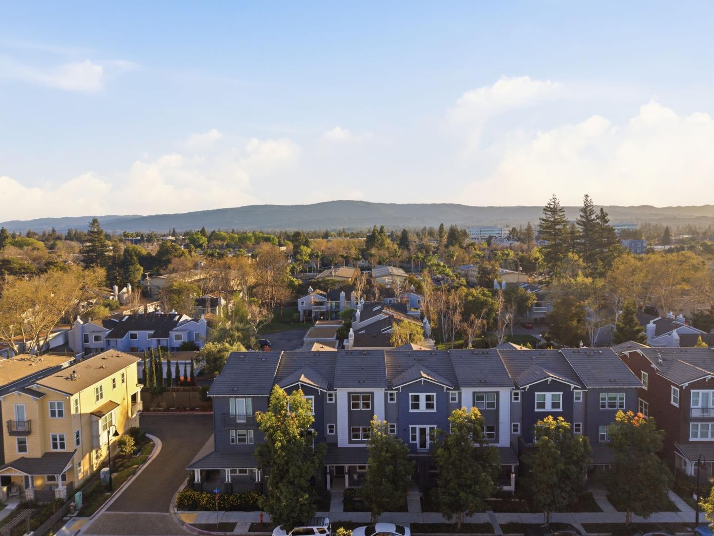 Detail Gallery Image 49 of 59 For 2235 Mora Pl, Mountain View,  CA 94040 - 3 Beds | 3/1 Baths