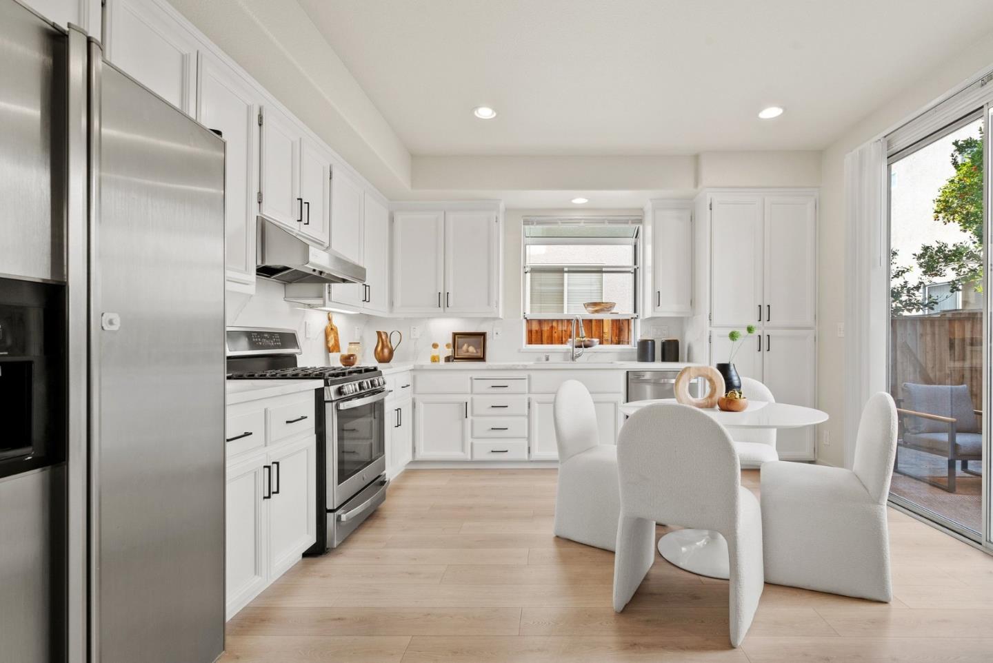 Detail Gallery Image 15 of 54 For 4692 Wilcox Ave, Santa Clara,  CA 95054 - 3 Beds | 2/1 Baths