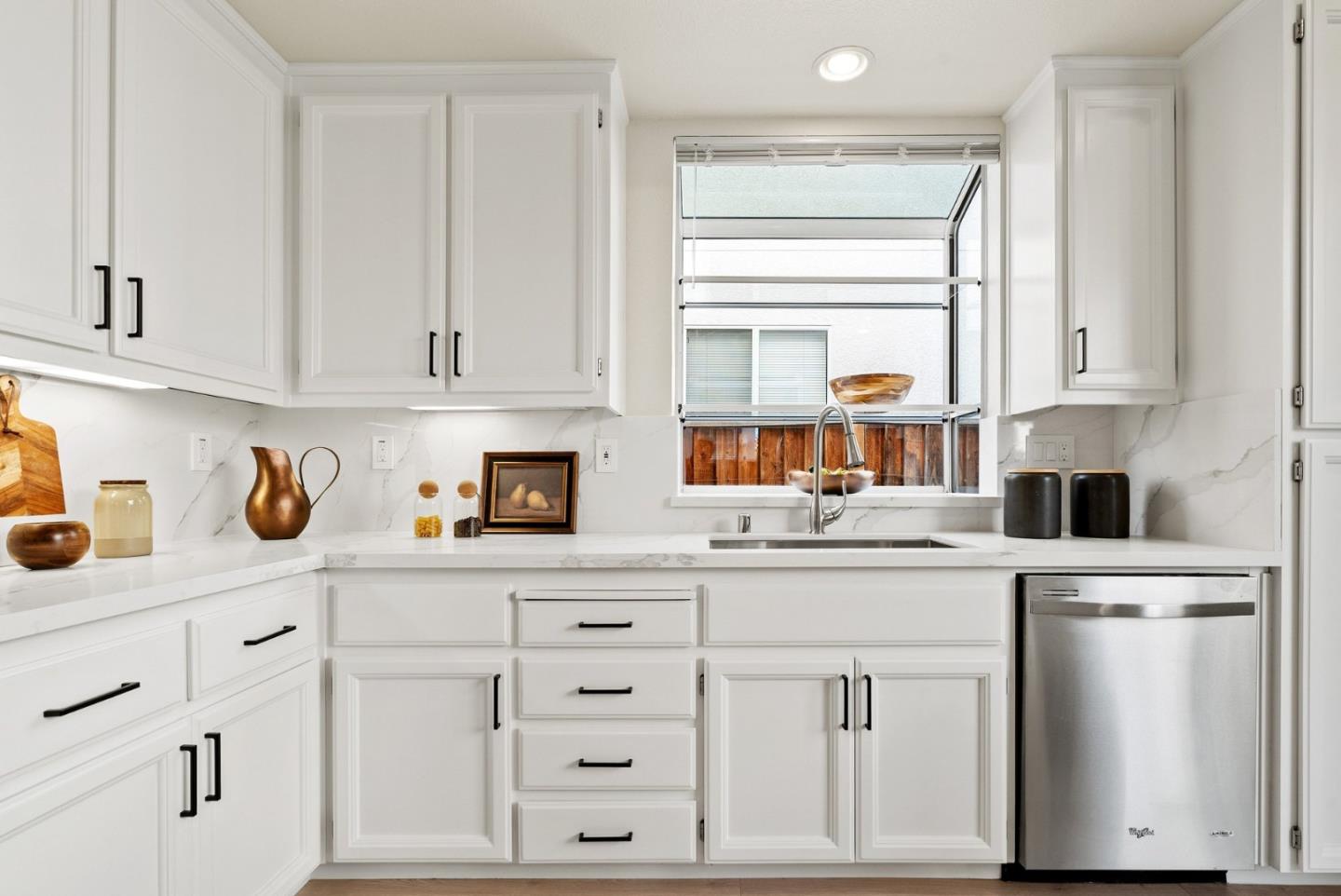 Detail Gallery Image 22 of 54 For 4692 Wilcox Ave, Santa Clara,  CA 95054 - 3 Beds | 2/1 Baths